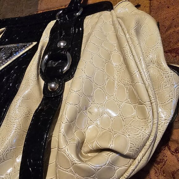 Vintage Guess Bag - Handbag- Maribelle - Matching Wallet - Cream, Black - VGUC - Picture 4 of 16